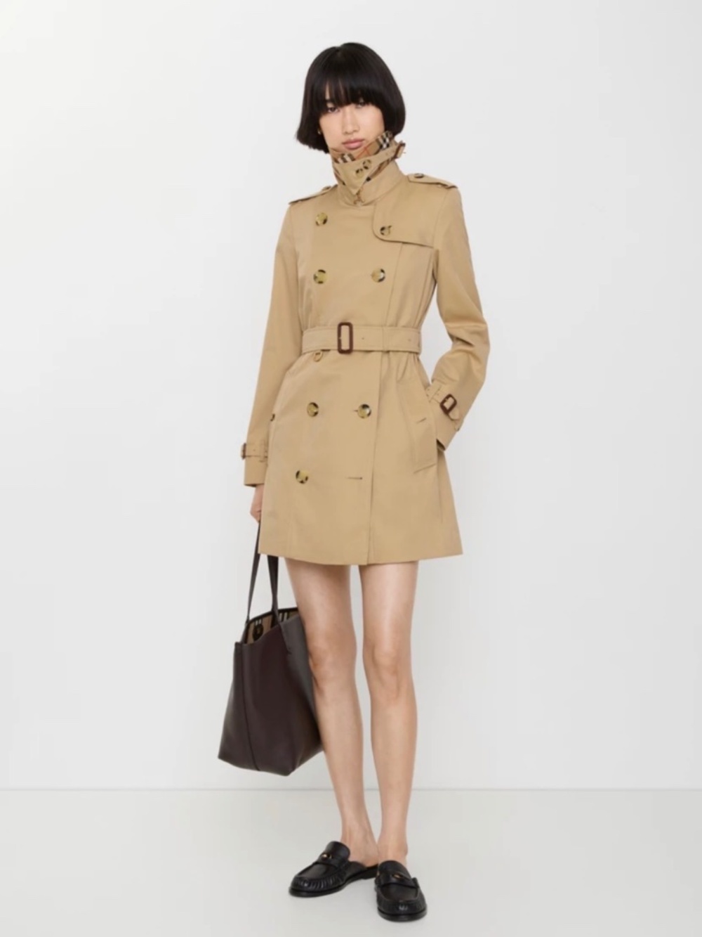 Burberry Short Chelsea Heritage Trench Coat  Medium - Picture 7 of 15